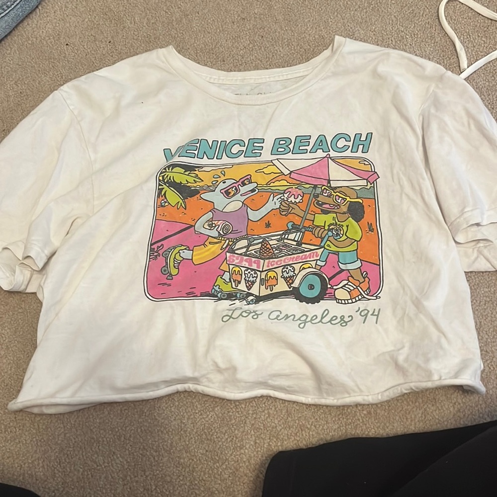 cropped tee small